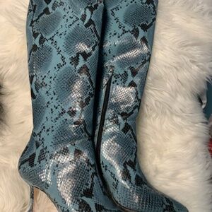 Blue leopard leather boots
